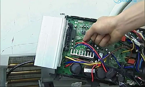 岳西美的空调电话是多少